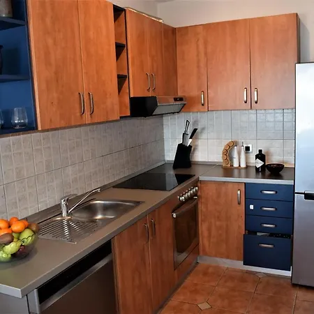 Sunset Apartment *